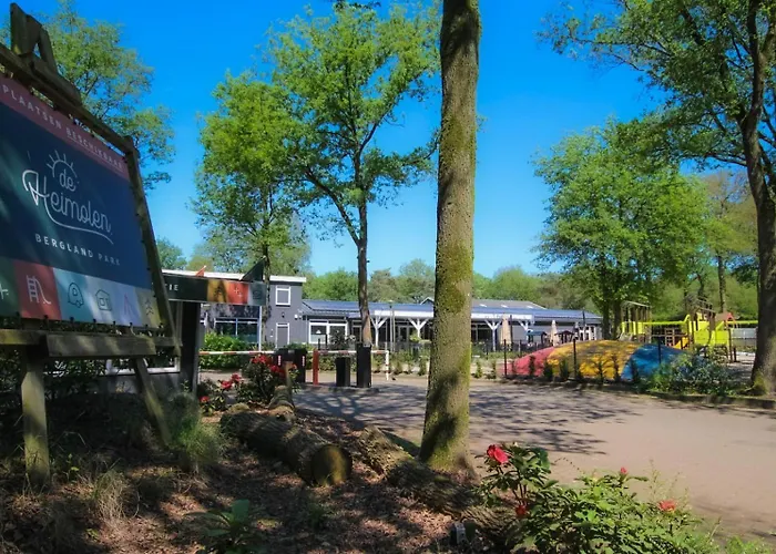 Camping Wood 4 Personen *