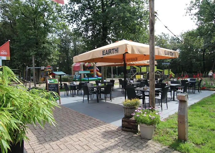 Wood 4 Personen Camping